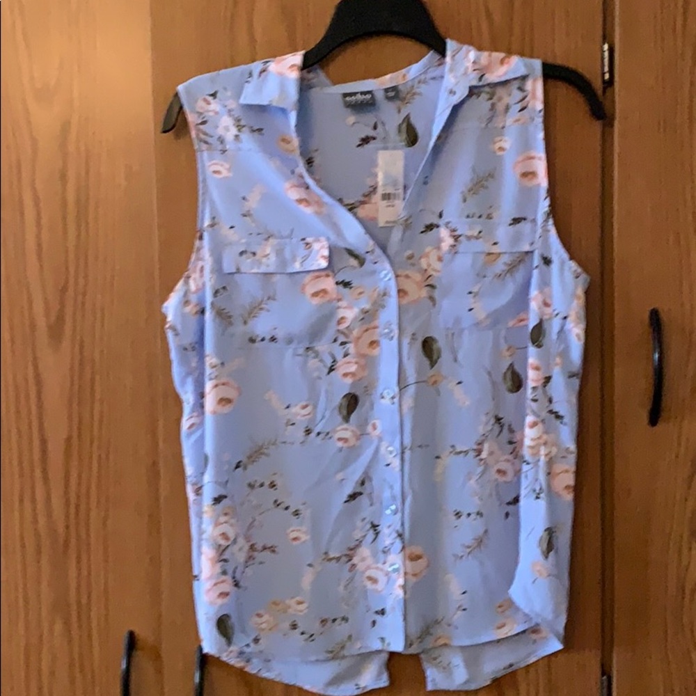 Soho sleeveless blouse